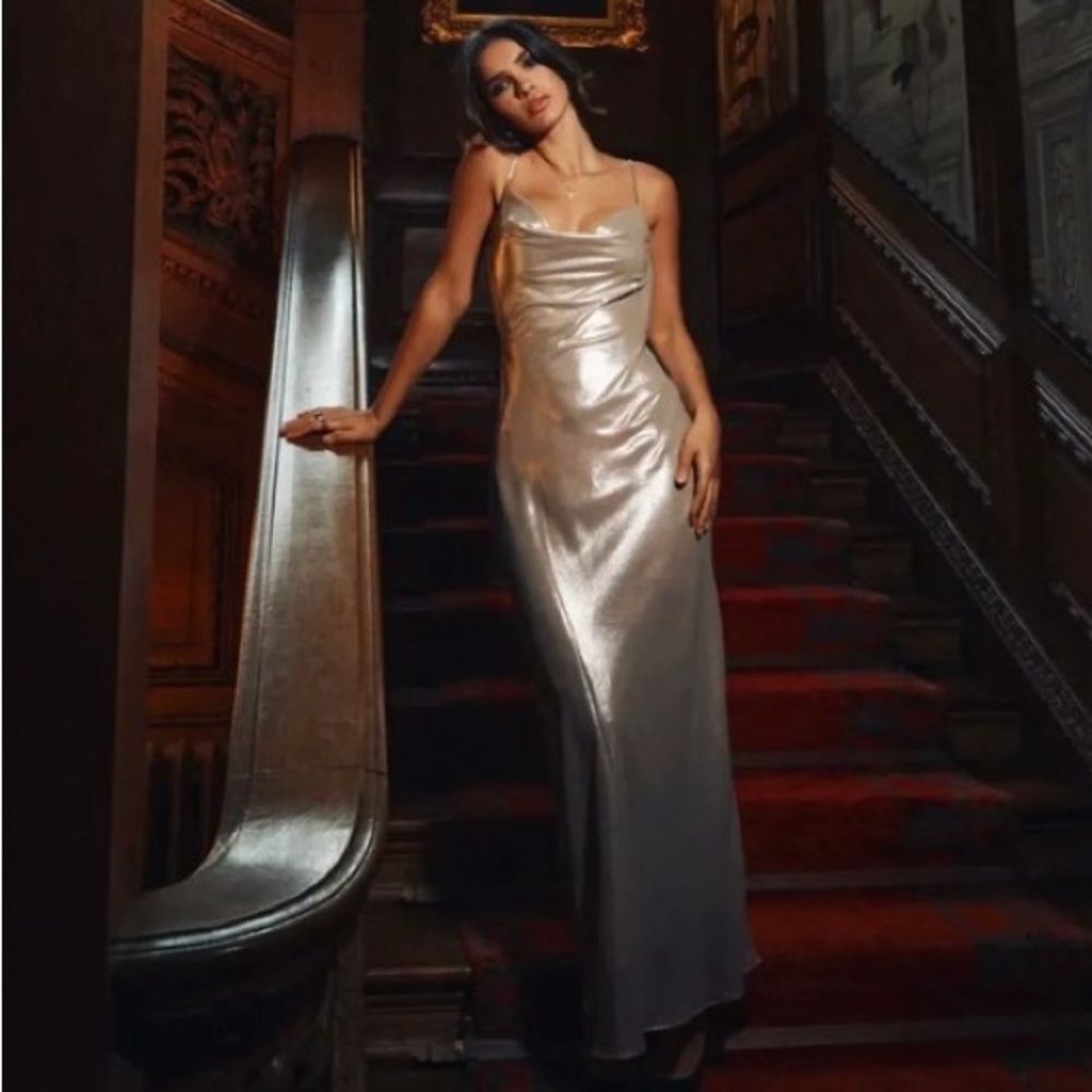 House of CB Elegant Satin Low Back Shimmer Maxi Dress L - Champagne - Picture 2 of 7